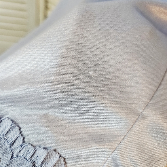 Vintage 80s Baby Blue Shortie Slip With Lace Trim Samll/Medium - Picture 7 of 10